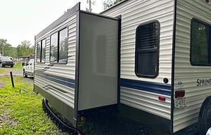 2021 Springdale 285TL RV rental photo 9