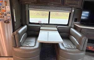 2021 Aspire 44B RV rental photo 7