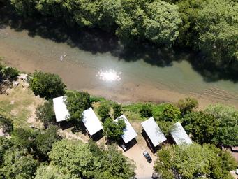 Treehouse Resort at River Road