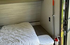 ‘23 Coleman Lantern Ready-To-Go Travel Trailer