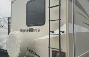 'Winnie' 2018 Winnebago Minnie Winnie ACO1706