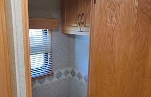 2007 Newmar Kountry Aire 37SBRE