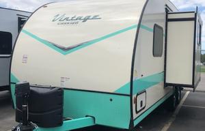 2022 Gulf Stream RV Vintage Cruiser 23QBS RV rental photo 7