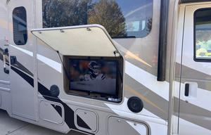 Thor Motor Coach Four Winds 31W