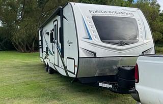 2020 Coachmen Freedom Express 292BHDS
