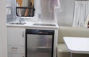 2017 Airstream RV Sport 16