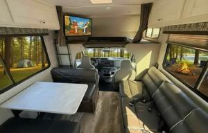 C03 - 8 Sleeper - The RV Rental Factory