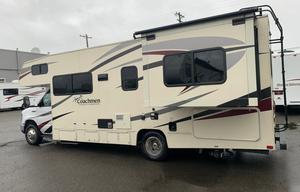JOEY - 2019 Coachmen Freelander M-26 RS
