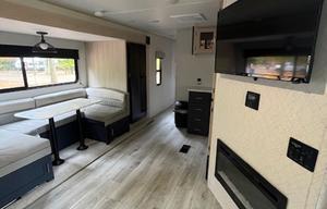 Simon's Pet and Kid Approved Camper Rental