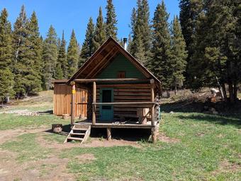 Beaver Creek Cabin (MT)