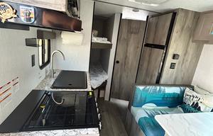 2026 Sunset Park RV Sun-Lite 21BH RV rental photo 18