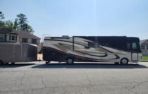 2008 monaco knight coach 40DFT