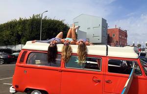 "RELL SUNN" Classic Volkswagen Pop Top Camper Van