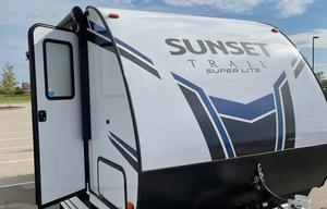 TT3 - 8 Person w/ Bunk- The RV Rental Factory
