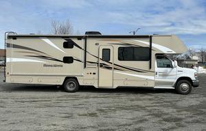 JUSTINE 2015 WINNEBAGO MINNIE WINNIE 31-H