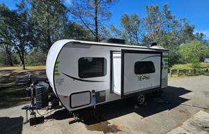 2018 Forest River RV Flagstaff E-Pro 19FBS
