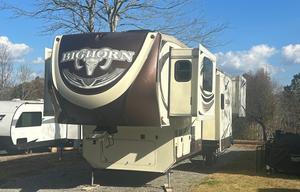 Sweet Serenity Heartland BigHorn - 5 Slide Outs
