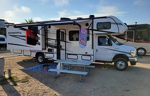 New 32ft motorhome Sunseeker LE 3250DS