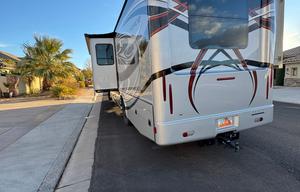 2021 Dynamax FORCE HD 34KD HD RV rental photo 6