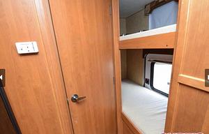 2011 Komfort Trailblazer 249BH