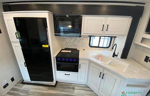 2024 Jayco Jay Feather 22BH Private Bed/Twin Bunk