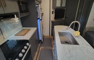 2023 Keystone Bullet Ultra Lite 330BHS