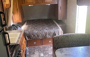 2014 Coleman Forest river Catalina RV rental photo 5