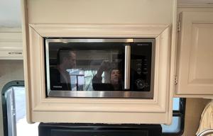 2019 Thor Majestic 23A Sleeps 6