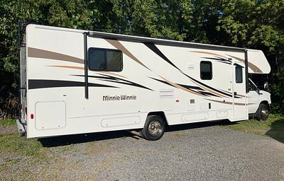 2019 Winnebago Minnie Winnie 31G