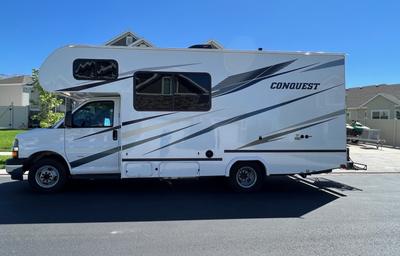 Fergy's Modern Family Friendly  RV