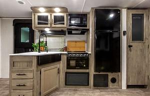 **Alpha Wolf Bunk House-Beautiful!**