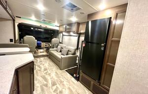 Get Out of Town 2022 Thor Windsport 34J