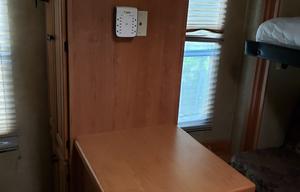 2009 Forest River Cardinal M-3802BH