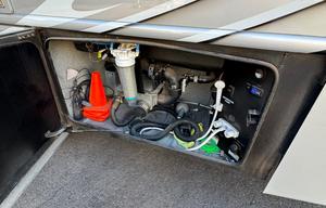 2021 Dynamax FORCE HD 34KD HD RV rental photo 19