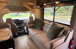 The Cheetah | Glamping on Wheels – Sleeps 6-8