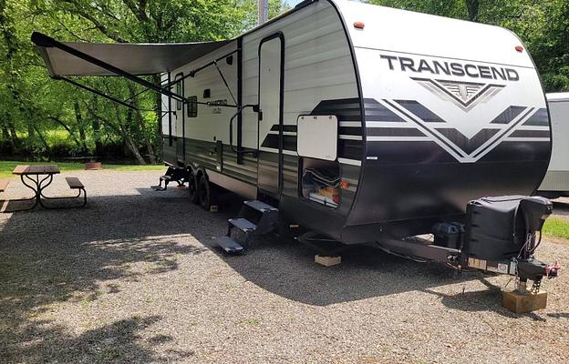 JenEric Adventures "Bear Den"- Near Helen, Georgia