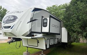 2022 Arctic Wolf Suite 3660