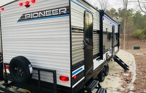 2023 Pioneer 270 Bunkhouse