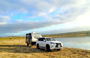 **Rent my 2022 RV Delivered to RV Parks+Sleeps 5**