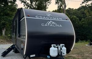 Freedom Camper - Adventure Awaits!