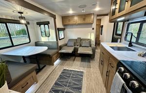 2025 Coachmen RV Freedom Express Select 247SE RV rental photo 7