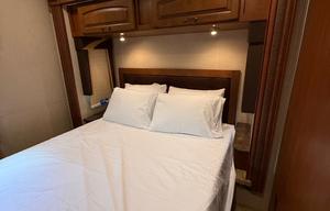 Luxury 2015 Jayco RV - Sleep 6 - Family Road Trip!