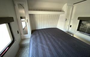 2022 Keystone RV Hideout 32LBH