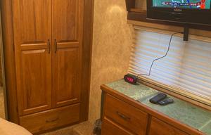 2010 Keystone Montana 5th wheel 3150 RL