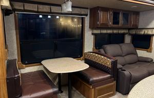 2016 Prime Time RV Crusader 380MBH