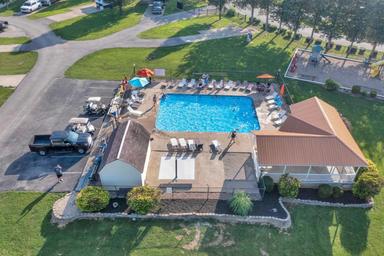 Lake Monroe Village Resort