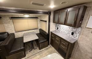 Sleeps 6 - Highland Ridge Light Spacious Trailer