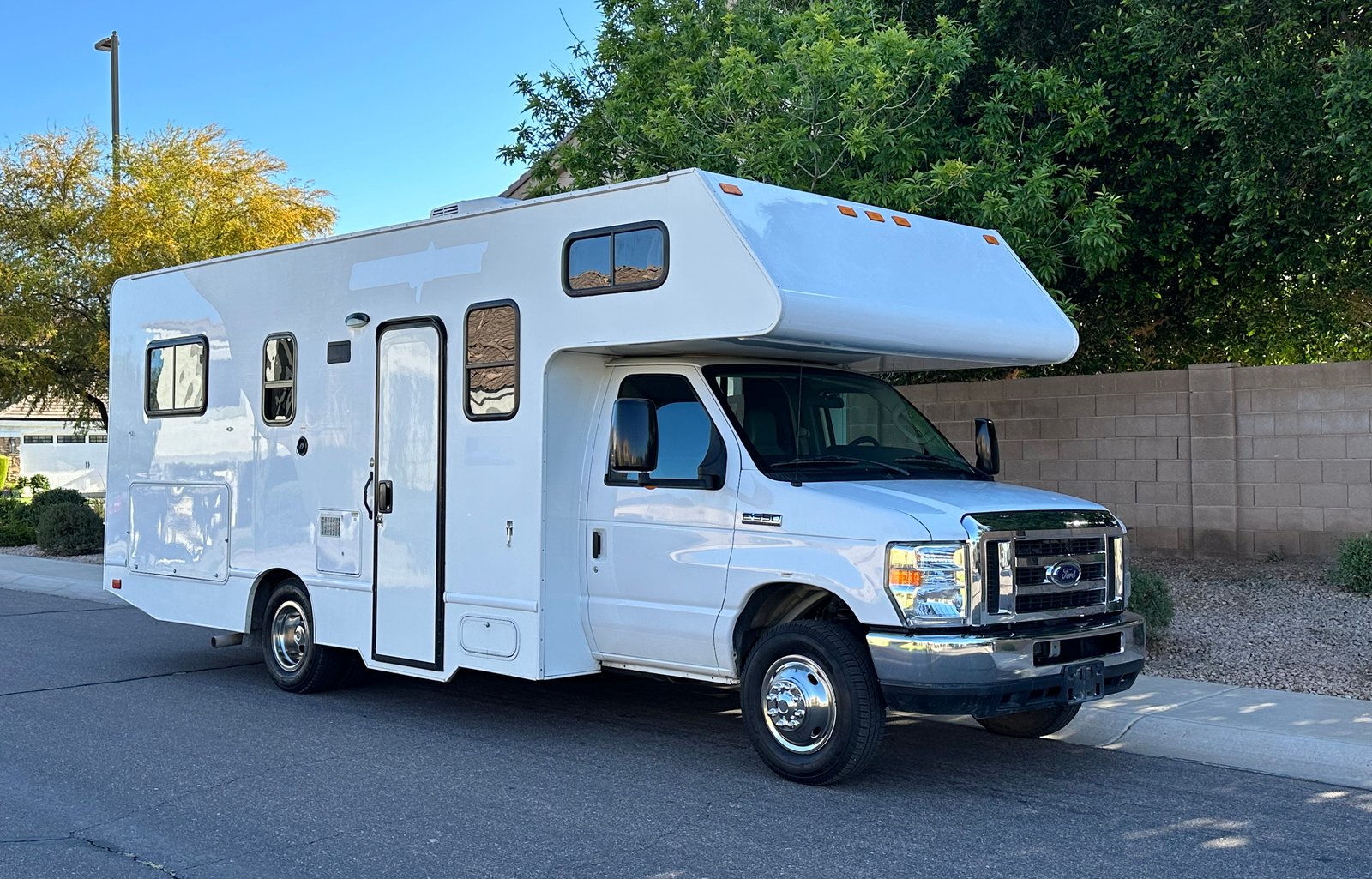 2020 Thor Motor Coach Majestic 23A