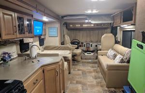 2016 Thor Motor Coach Hurricane 34J
