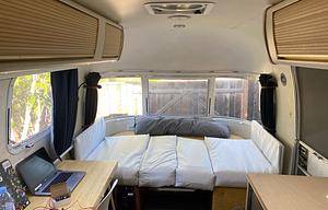 Airstream in 2 colors! Stand out!